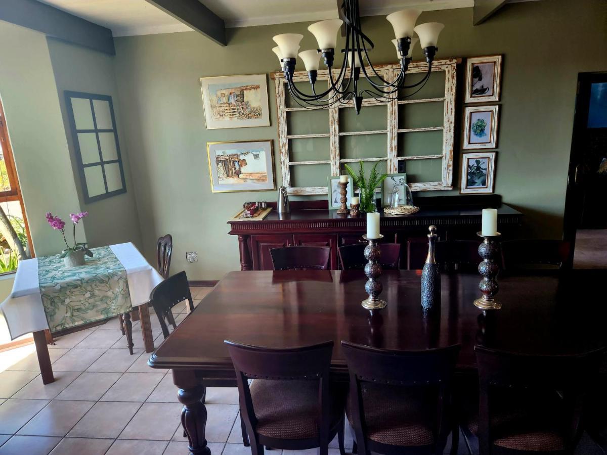The Wooden Leg Guesthouse Kleinmond Kültér fotó